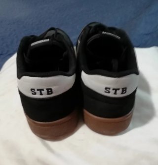 Zapatillas Munich STB Dash o Arrow.