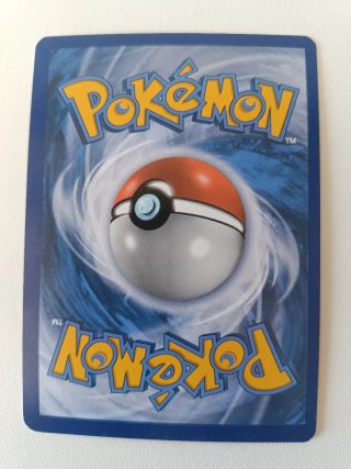Jangmo-o Toys“R”Us Promo Holo – Pokémon SM