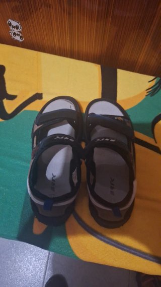 Sandalias Niños Beige y Negro