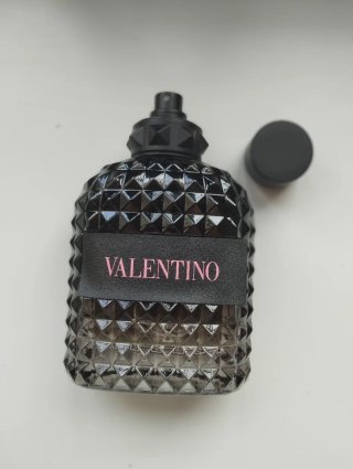 Valentino Uomo Born in Roma Eau de Toilette