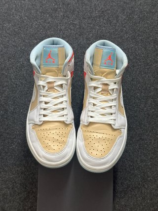 Nike Jordan 1 Mid Azzurro Bianco Beige Rosso 41
