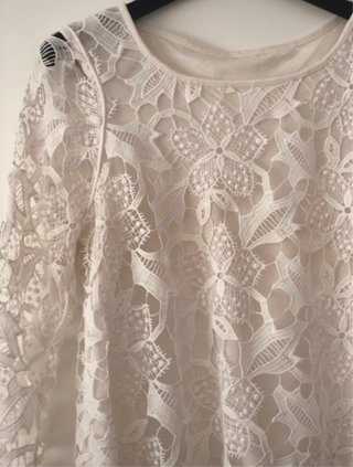 Blusa Zara encaje blanco crop top manga larga