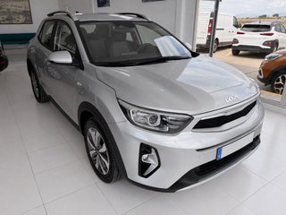 KIA Stonic 100cv microhybrido