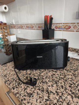 Tostadora Philips Negra