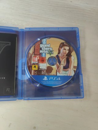 Grand Theft Auto V Premium Edition PS4