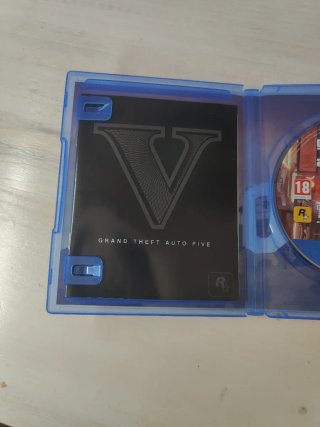 Grand Theft Auto V Premium Edition PS4
