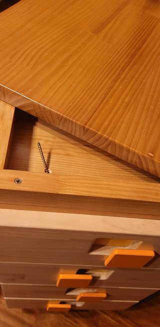 Escritorio esquinero y cajonera  madera de pino