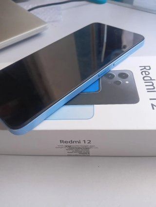Xiaomi Redmi 12 (8+256GB)
