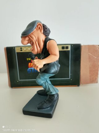 Figura Brian Johnson de AC)DC