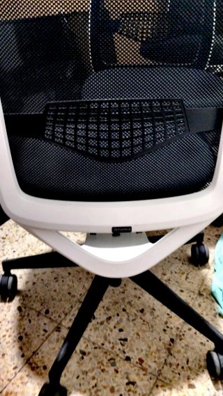 Silla ergonómica de oficina con ruedas