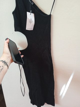 Vestido negro Stradivarius talla M