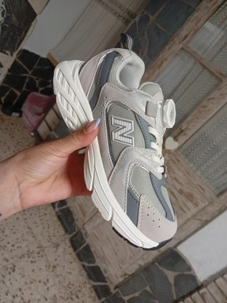 Deportivas unisex número 33