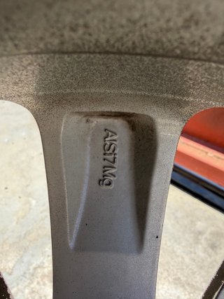 Llanta 5x100 Seat Ibiza KJ 2024 15 pulgadas