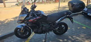 Kawasaki Versys 650 negra  con 32074 km