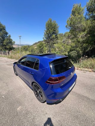 Volkswagen Golf R 300CV | 2015