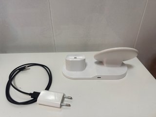 Cargador 3 en 1 para Apple