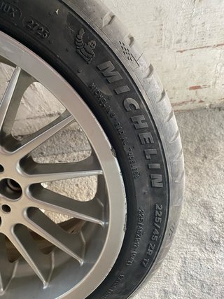 225 45 17 Michelin Pilot Sport 5