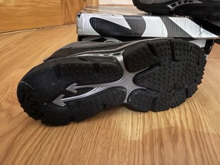 Off-White be right back sneakers