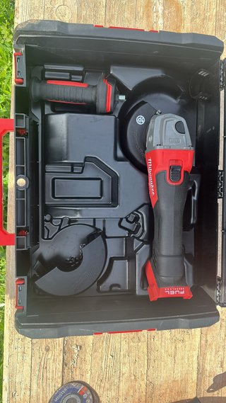 Radial M18 Milwaukee
