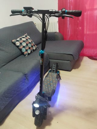 Pack 2 Patinetes Eléctricos (Smagyro + Xiaomi
