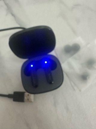 Auriculares Belkin Negros