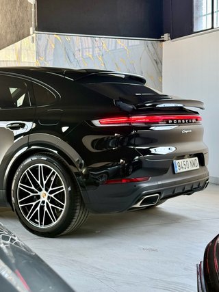 Porsche Cayenne Coupé E-Hybrid Platinum Edition