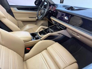 Porsche Cayenne Coupé E-Hybrid Platinum Edition