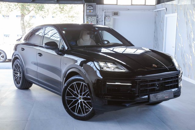 Porsche Cayenne Coupé E-Hybrid Platinum Edition