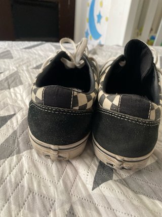 Vans Negro y Cuadros Ajedrez