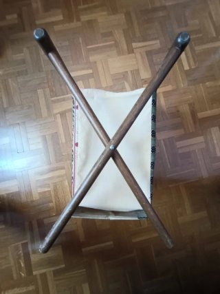 Revistero vintage tela y madera
