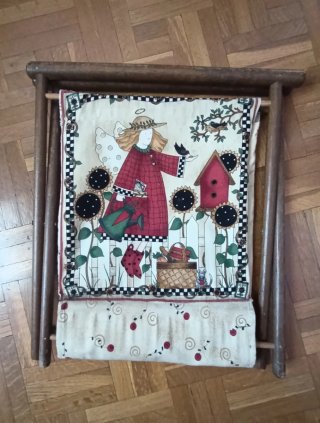 Revistero vintage tela y madera