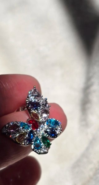 Pendientes Mariposa Multicolor estilo Swarovski