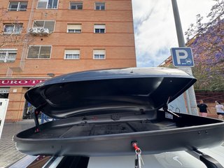 Cofre / baúl + barras 330l