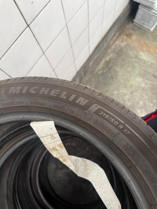 4 Neumáticos Michelin Primacy 215/50 R17 2025
