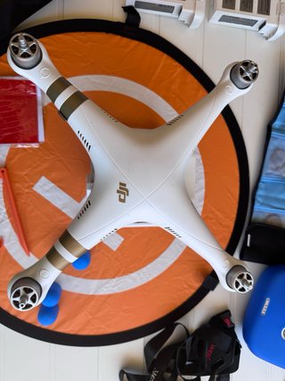 Dron DJI Phantom 3 Advanced + Accesorios