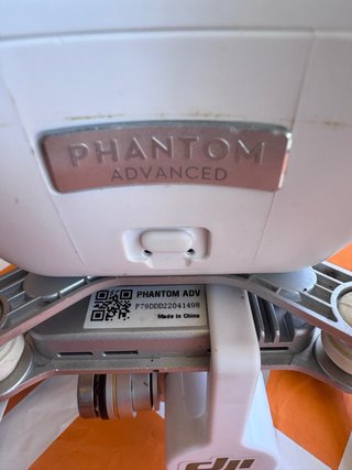 Dron DJI Phantom 3 Advanced + Accesorios