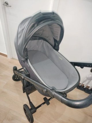 Carrito y capazo Anex