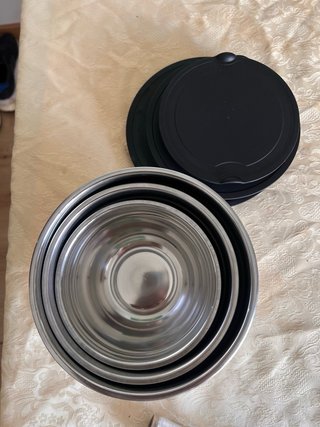 3 Tigelas Inox com Tampa