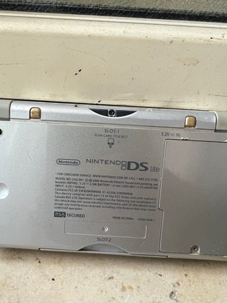 Nintendo DS Lite Argento Cerniera Allentata