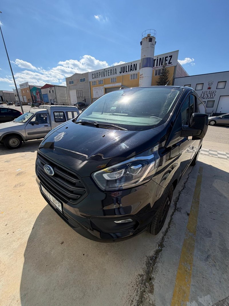 Ford Transit Connect 2019 - foto 1