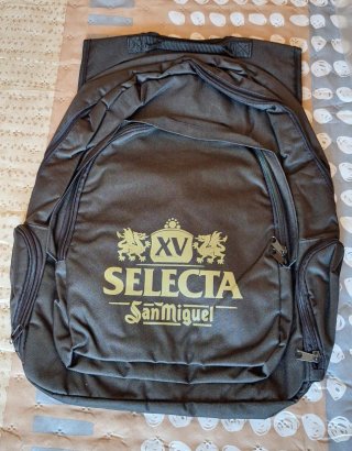 Mochilas publicitarias Carlsberg y San Miguel