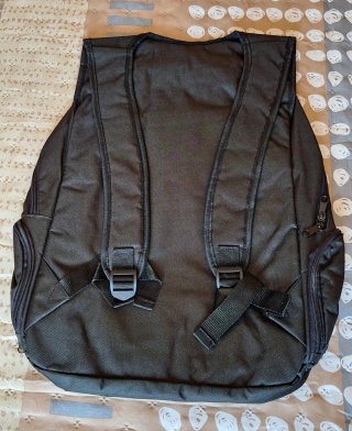 Mochilas publicitarias Carlsberg y San Miguel
