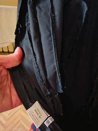 Traje de Flamenca Negro y Rojo