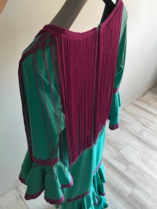 Traje de Flamenca De Licra da desde talla 40 a 44.