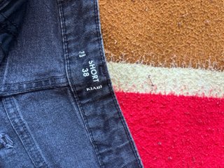 Pantalón corto negro