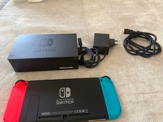 Nintendo Switch V2 Azul/Rojo Condiciones Premium!!