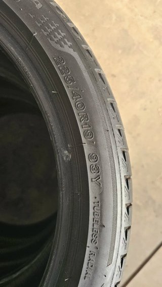 Neumáticos 225 40 19 Bridgestone runflat