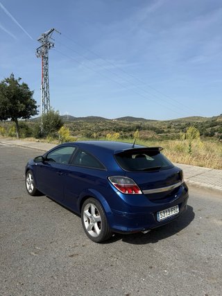 OPEL ASTRA GTC