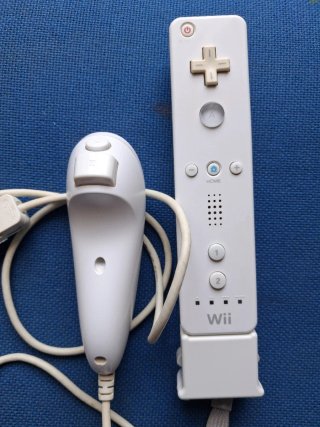 Mando Wii Motion Plus + Nunchuk + Funda