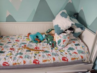 Barrera de seguridad para cama infantil